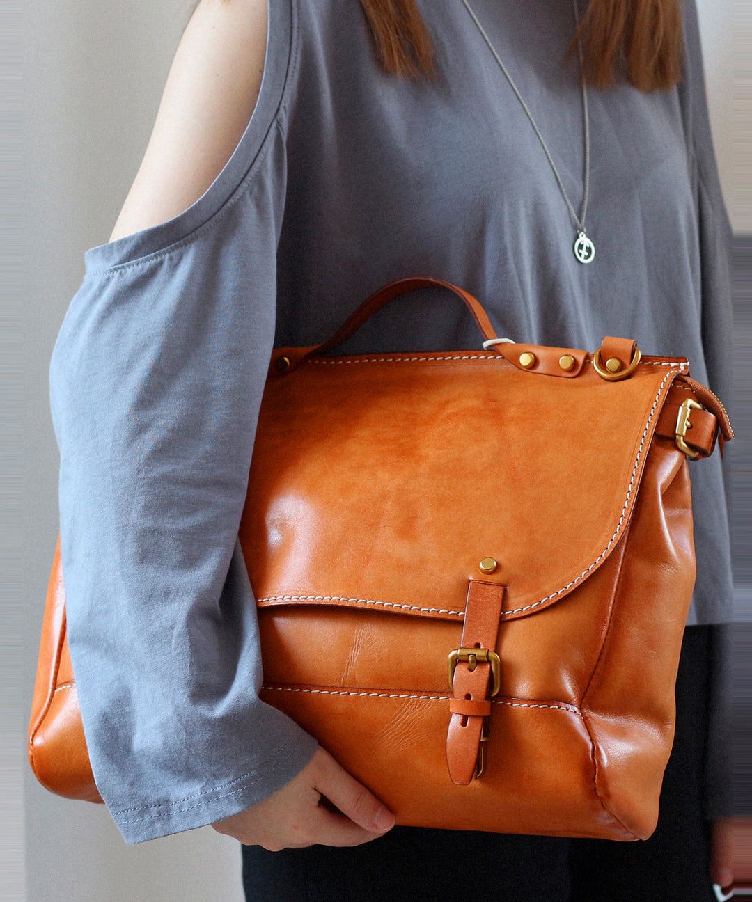 Style Brown Large Capacity Leather Laptop Bag