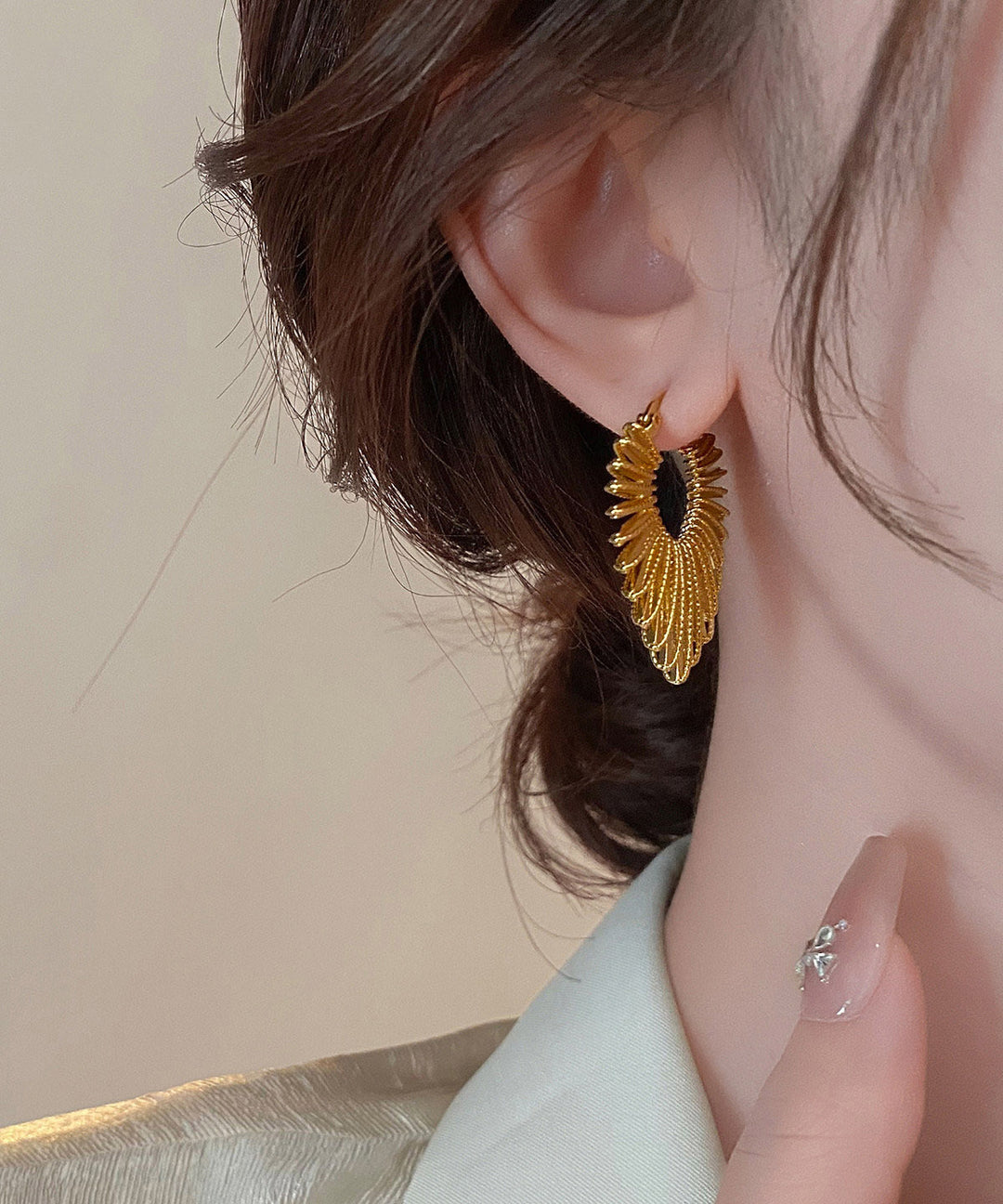 Style Gold Copper Alloy Line Hollow Out Hoop Earrings