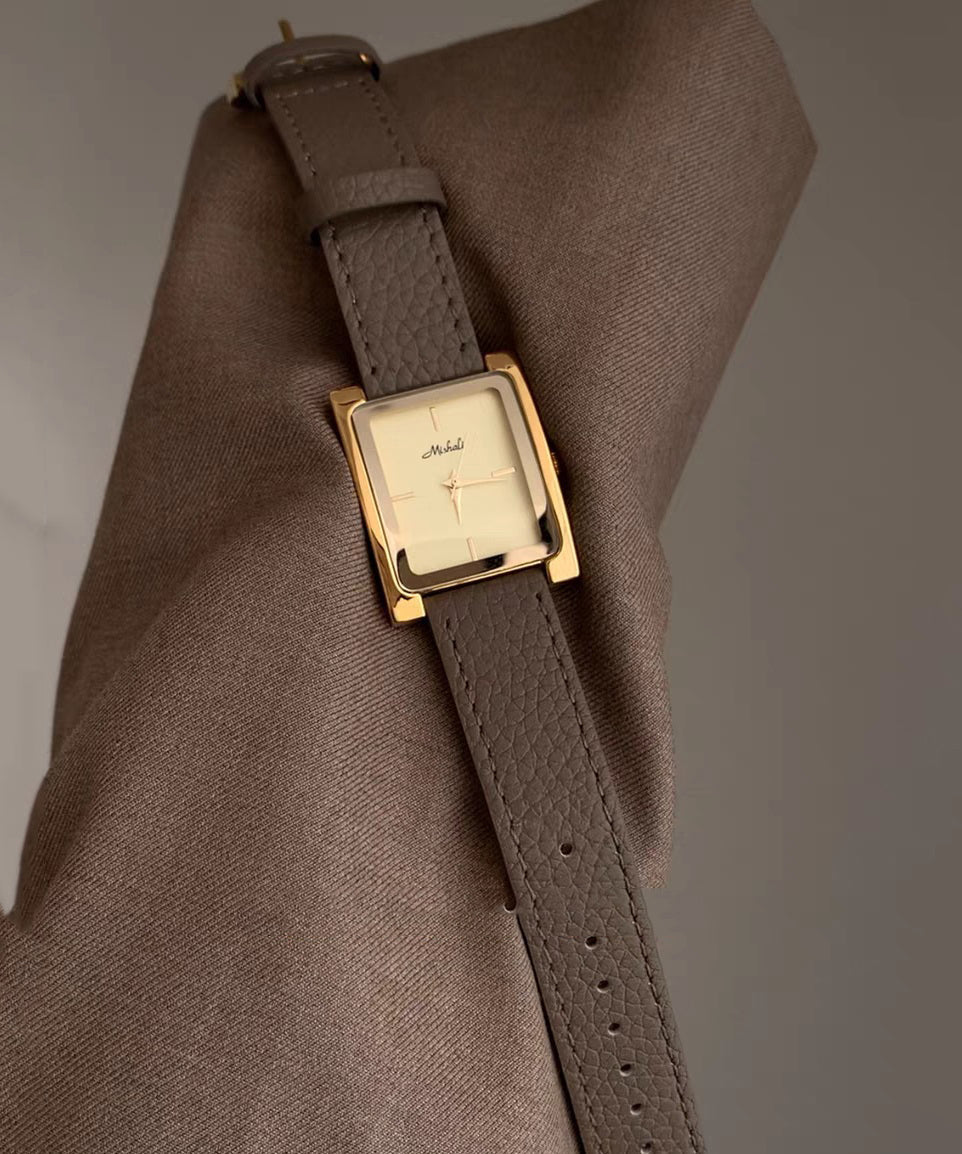 Style Gold Leather Alloy Quartz Movement Watches