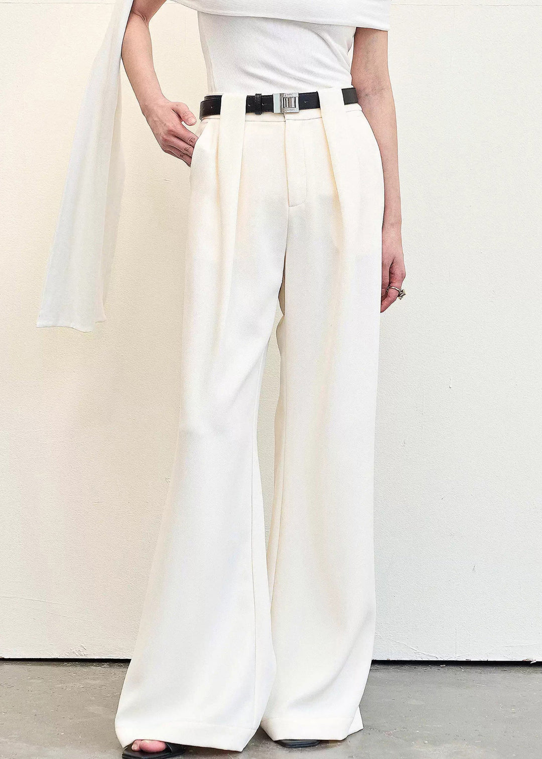 Stylish Beige Pockets High Waist Spandex Pants Summer