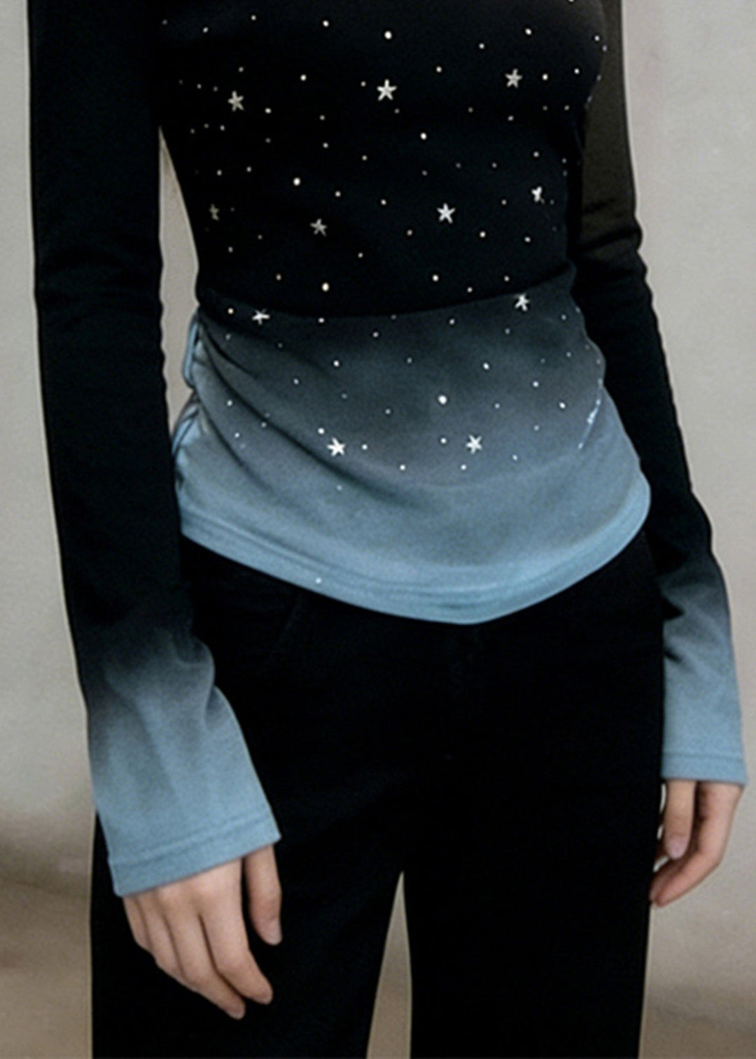 Stylish Black Gradient Color Zircon Cotton T Shirts Spring