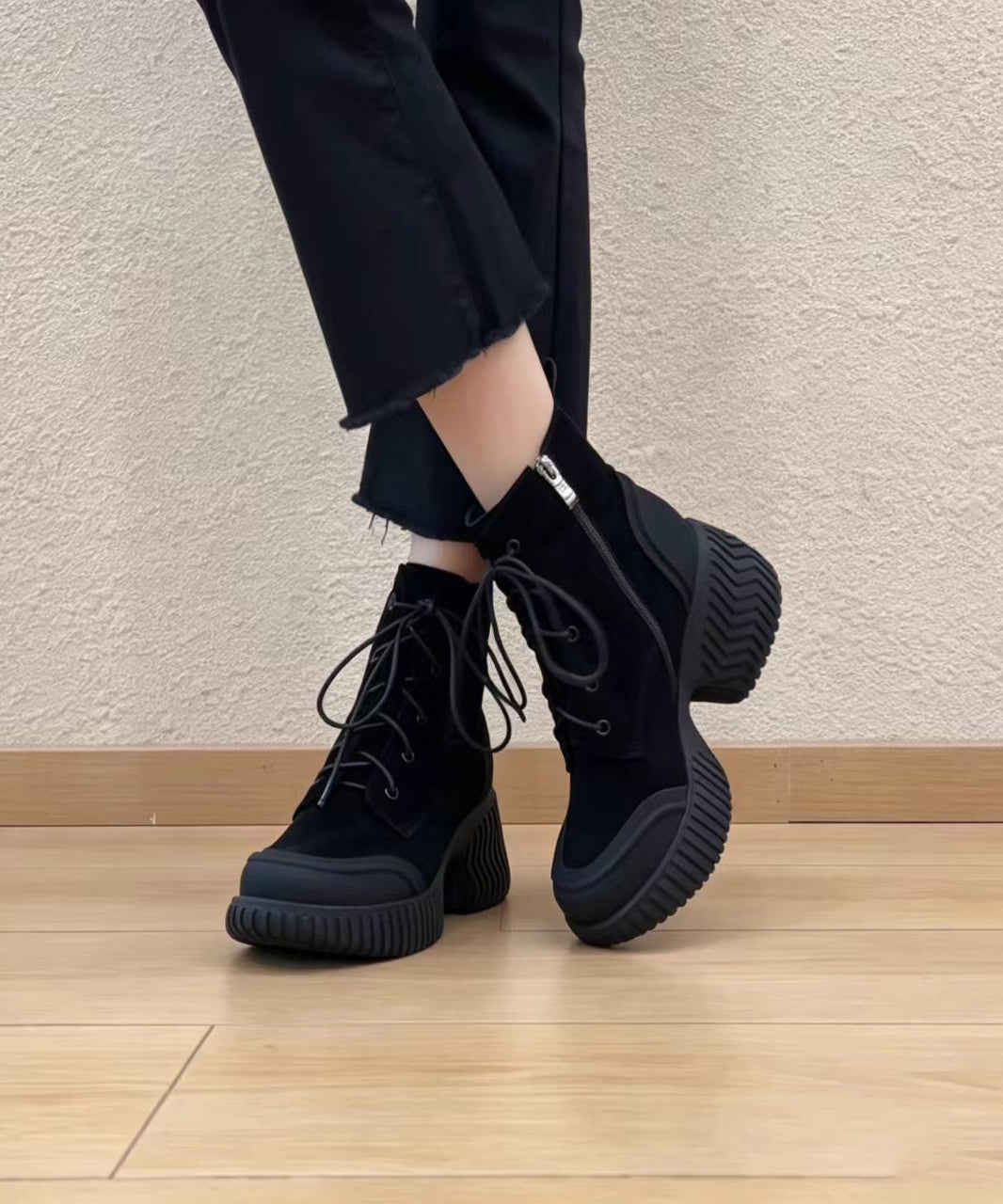 Stylish Black Lace Up Side Zipper Platform Suede Splicing Ankle Boots