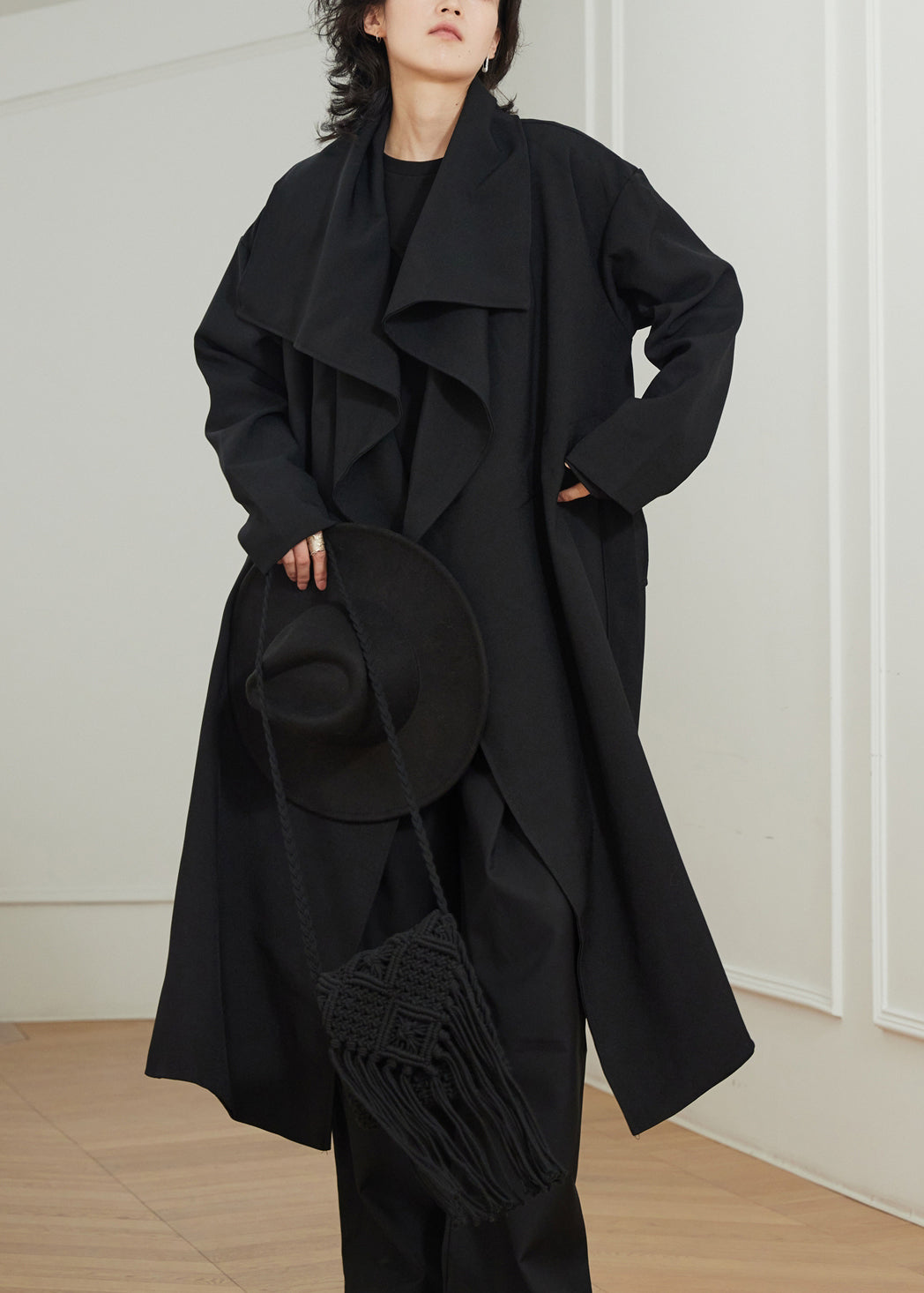 Stylish Black Peter Pan Collar Pockets Maxi Trench Coats Fall