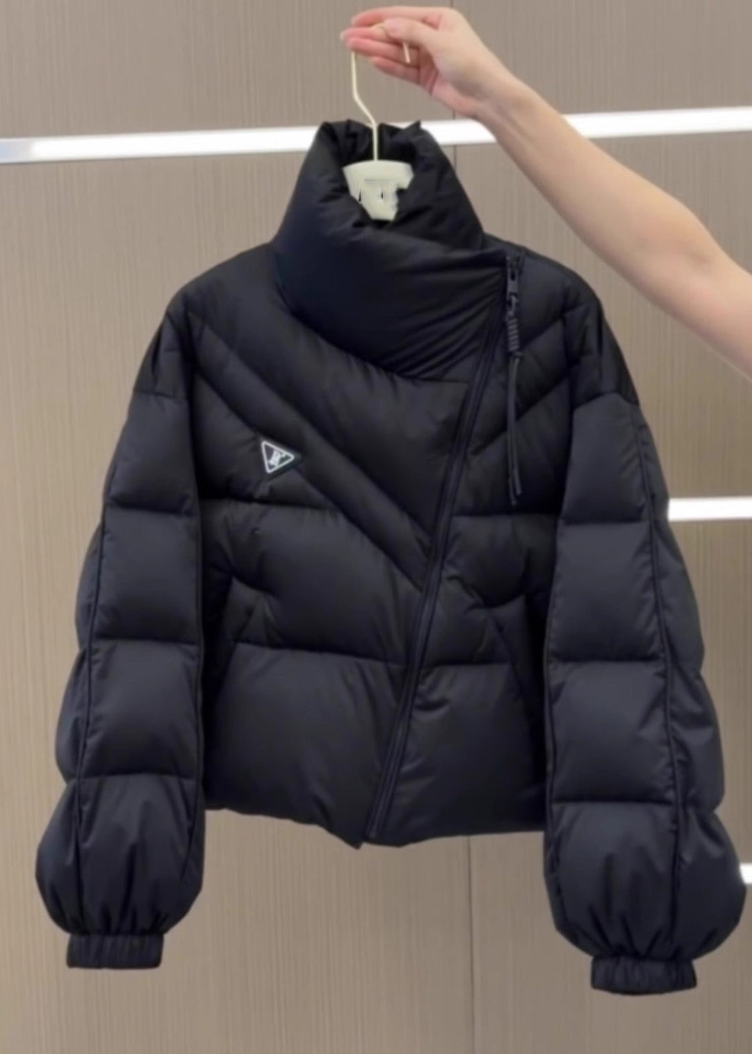 Stylish Black Stand Collar Zippered Patchwork Solid Parka Puff Sleeve