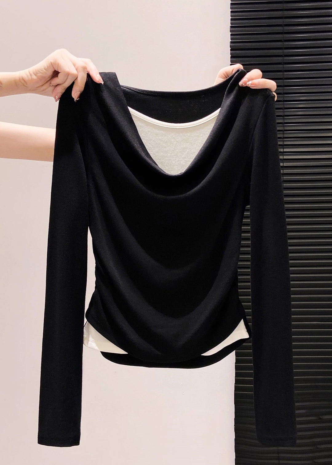 Stylish Black Wrinkled Cotton Fake Two Piece Tops Fall