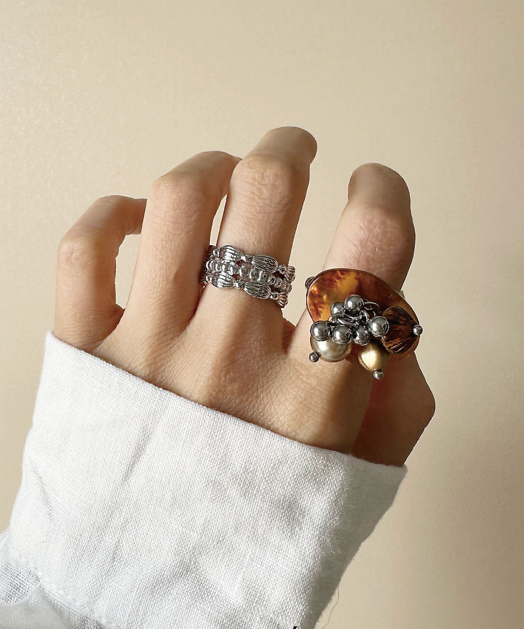 Stylish Brown Tassel Bead Glazed Titanium Steel Rings