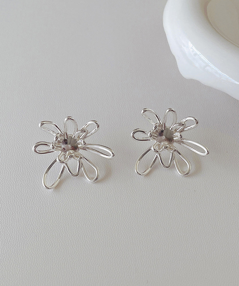 Stylish Gold Metal Alloy Hollow Out Floral Stud Earrings