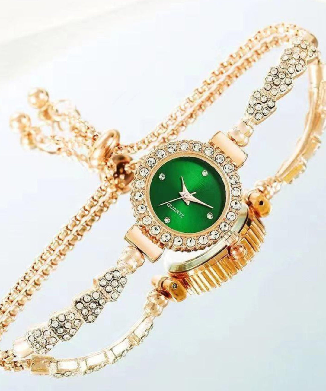 Stylish Green Alloy Zircon Quartz Movement Watches