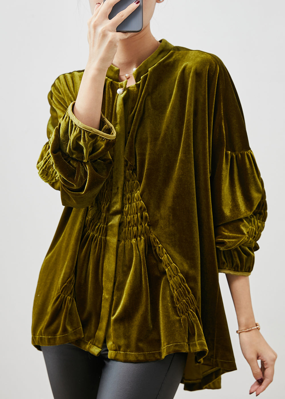 Stylish Green Oversized Wrinkled Silk Velour Shirt Spring