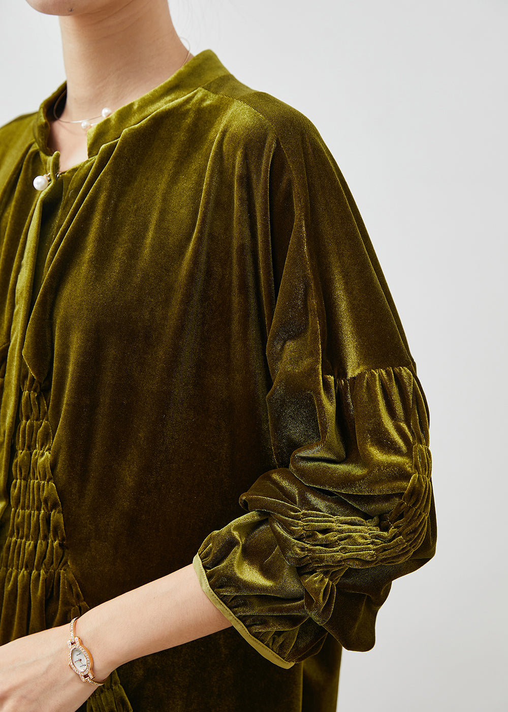 Stylish Green Oversized Wrinkled Silk Velour Shirt Spring