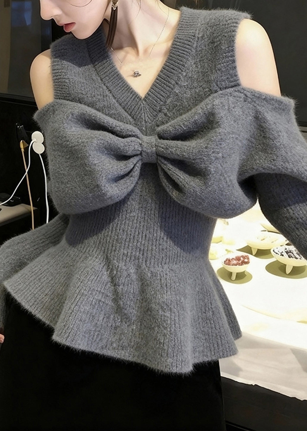 Stylish Grey V Neck Cold Shoulder Bow Knit Sweaters Fall