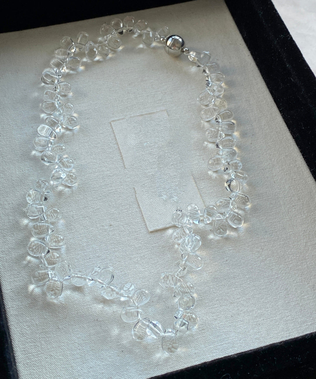 Stylish Irregular Clear Crystal Glass Waterdrop Beading Necklace