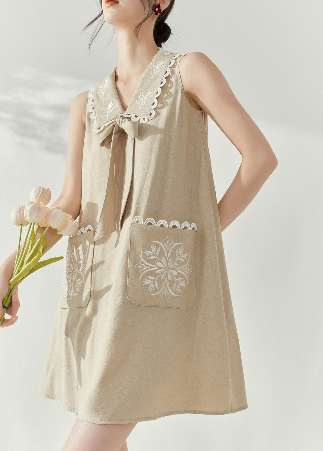 Stylish Khaki Peter Pan Collar Bow Print Mid Dress Sleeveless