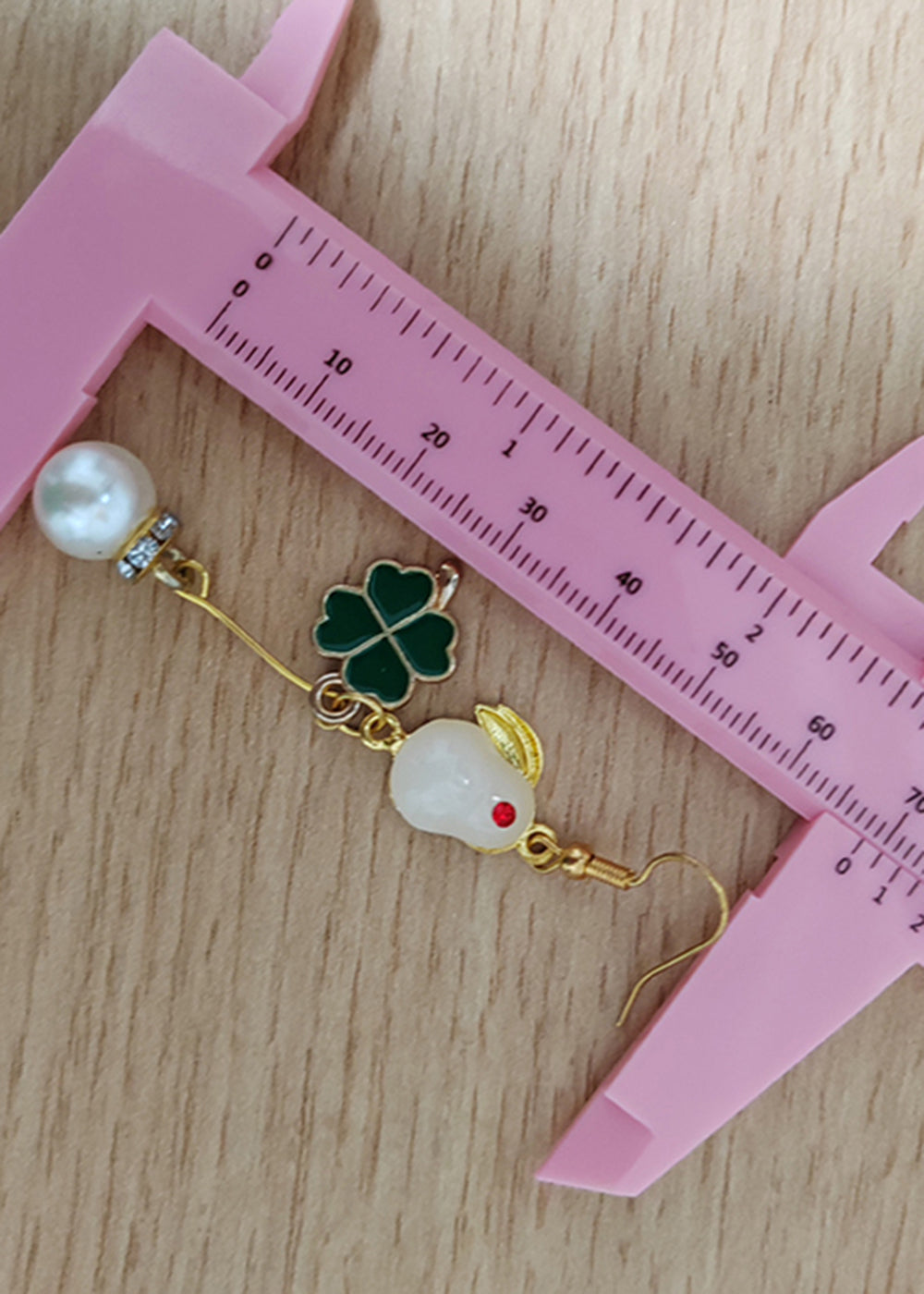 Stylish Little White Rabbit Jade Pearl Drop Earrings