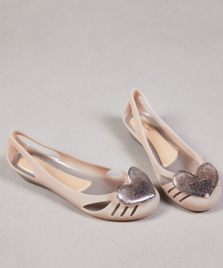 Stylish Love Hollow Out Flat Feet Shoes Khaki Faux Leather