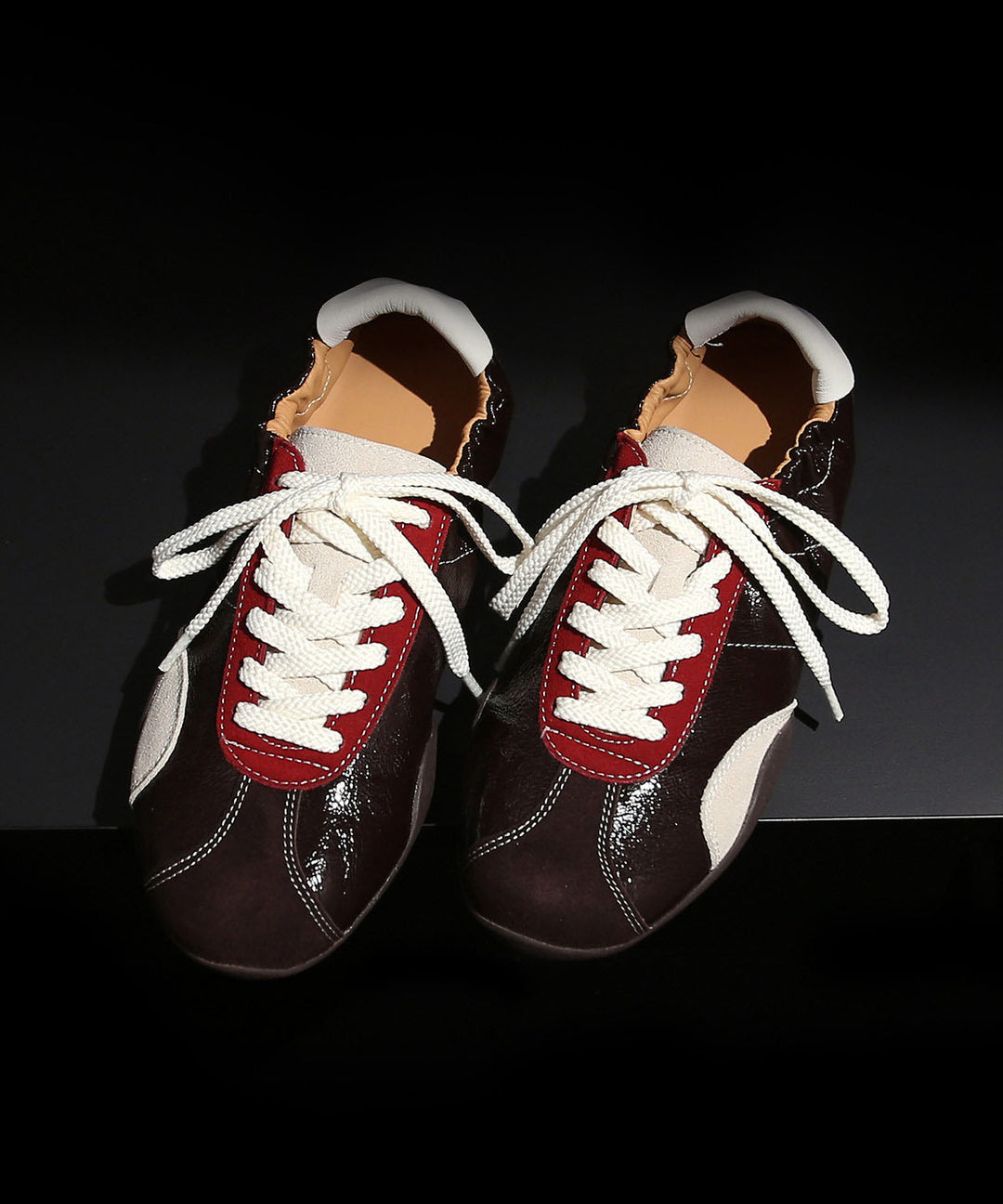 Stylish Red Flat Shoes Suede Retro Splicing Lace Up