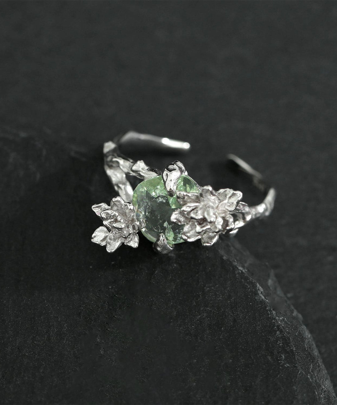 Stylish Silk Sterling Silver Alloy Gem Stone Open Rings