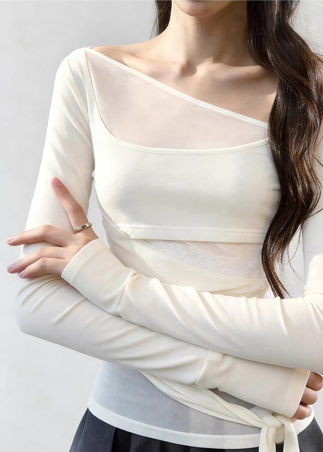 Stylish White Asymmetrical Lace Up Tulle Patchwork T Shirts Spring