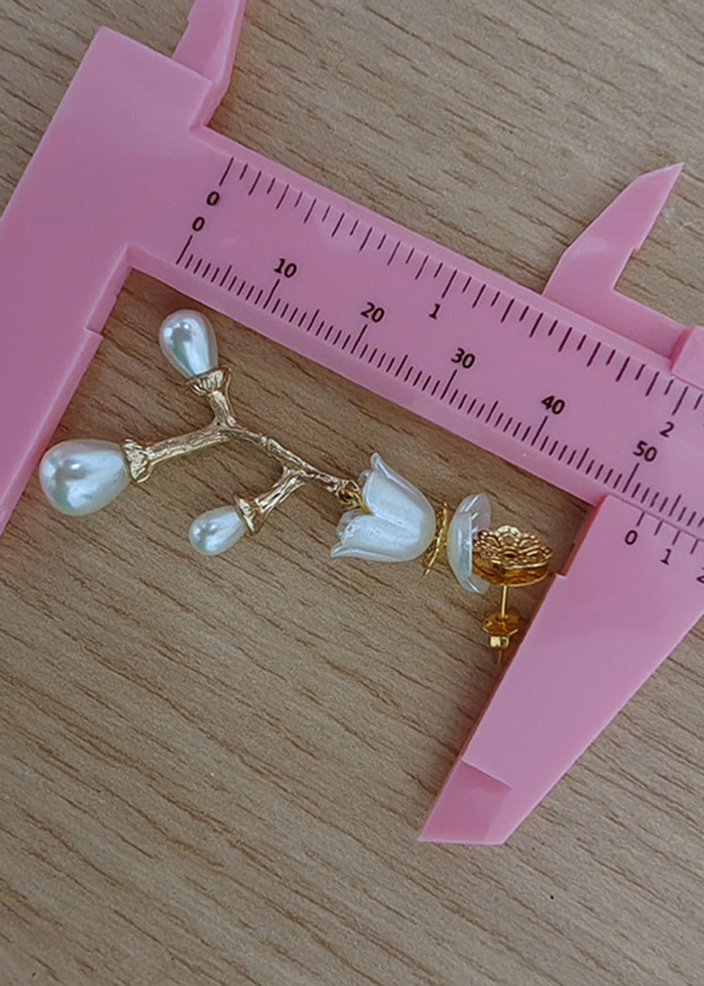 Stylish White Pearl 14K Gold Branch Drop Earrings - Omychic