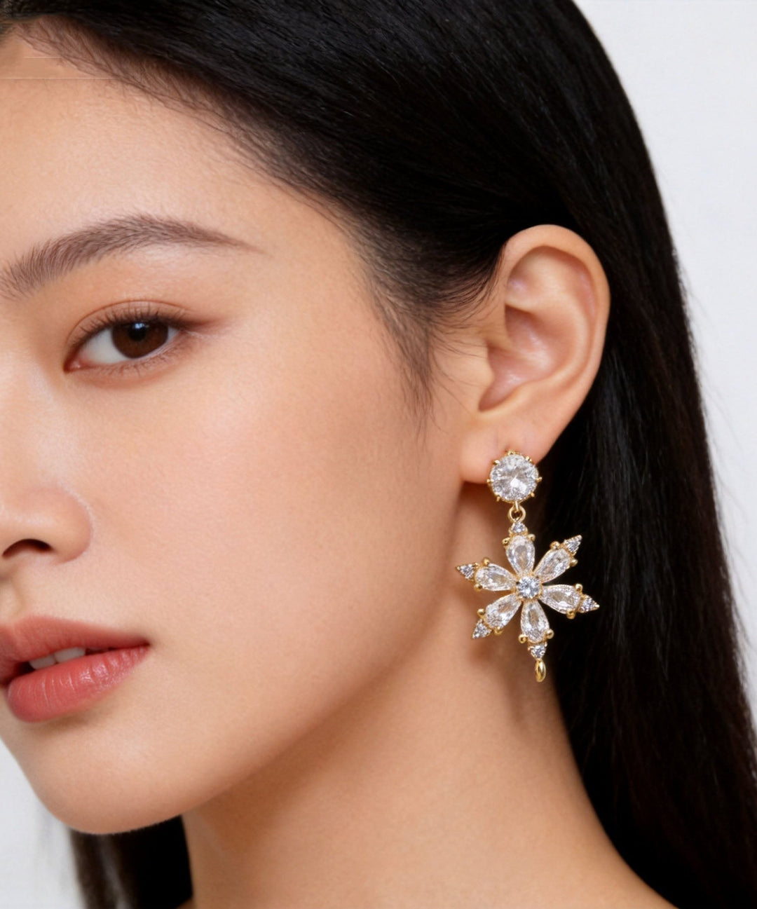 Stylish White Shar Sparkling Zircon Drop Earrings