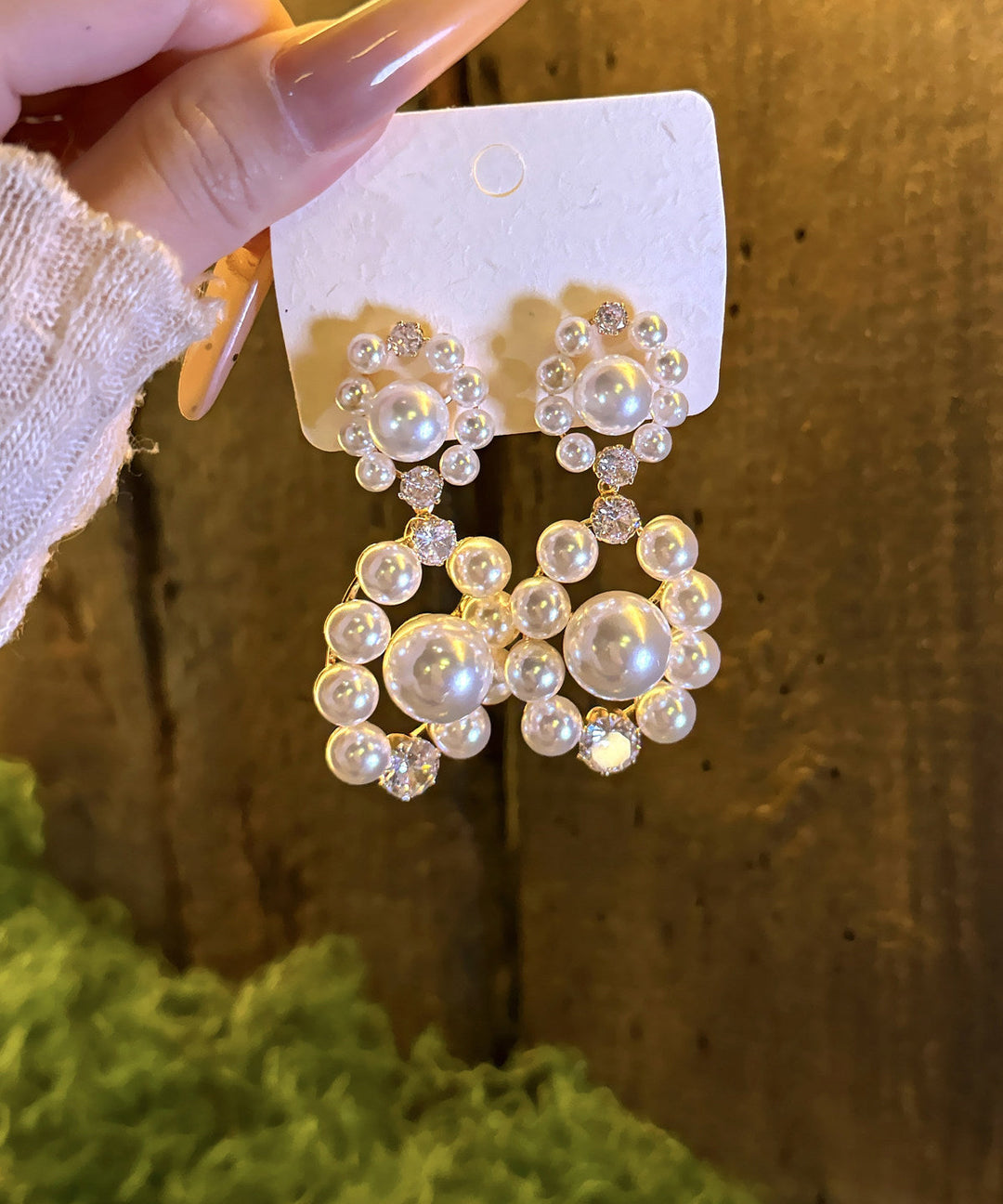 Stylish White Zircon Pearl Hollow Out Drop Earrings