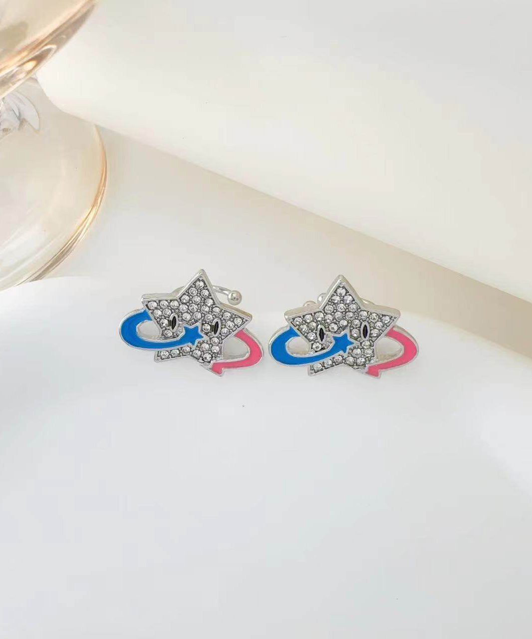 Sweet Cool Style Zircon Star Earbone Clip