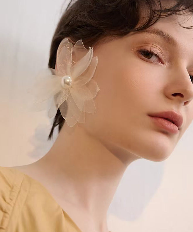 Unique Asymmetric Tulle Flower Pearl Stud Earrings
