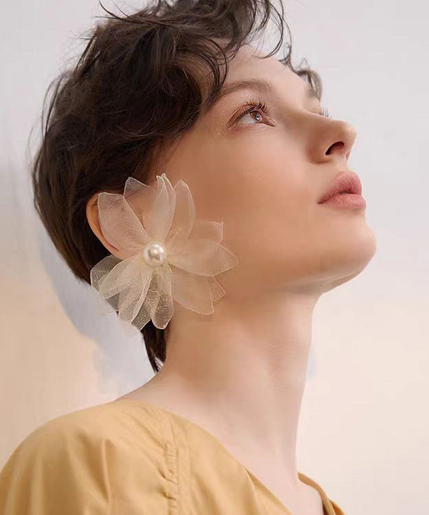 Unique Asymmetric Tulle Flower Pearl Stud Earrings