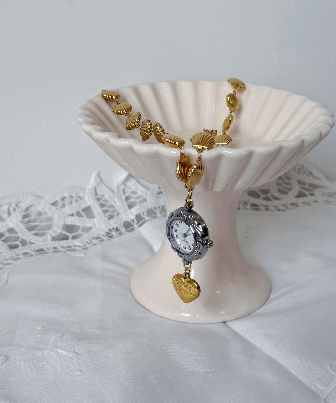 Unique Gold Stainless Steel Alloy Shell Clock Love Pendant Necklace