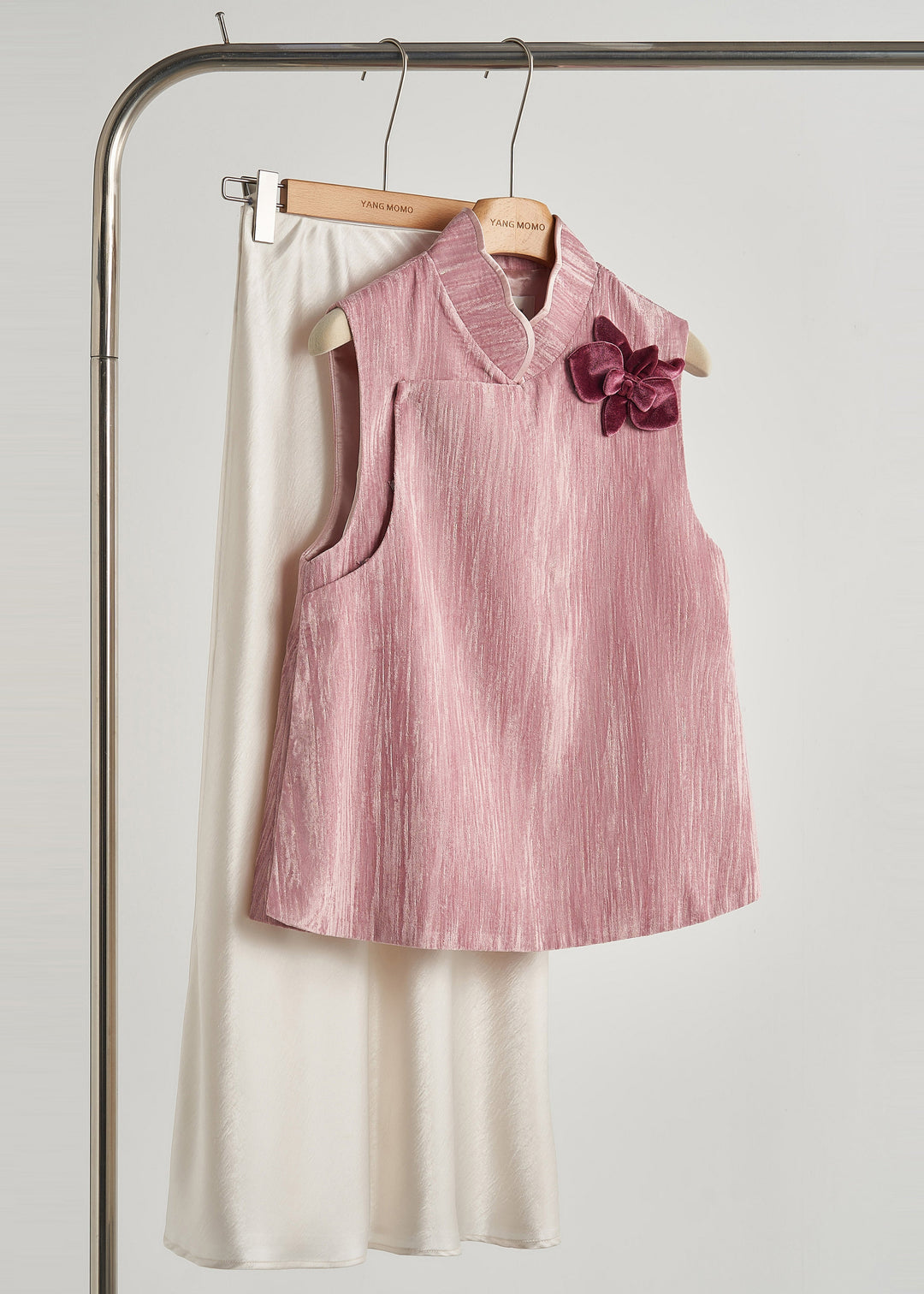 Unique Rose Floral Decorated Silk Velour Vests Fall