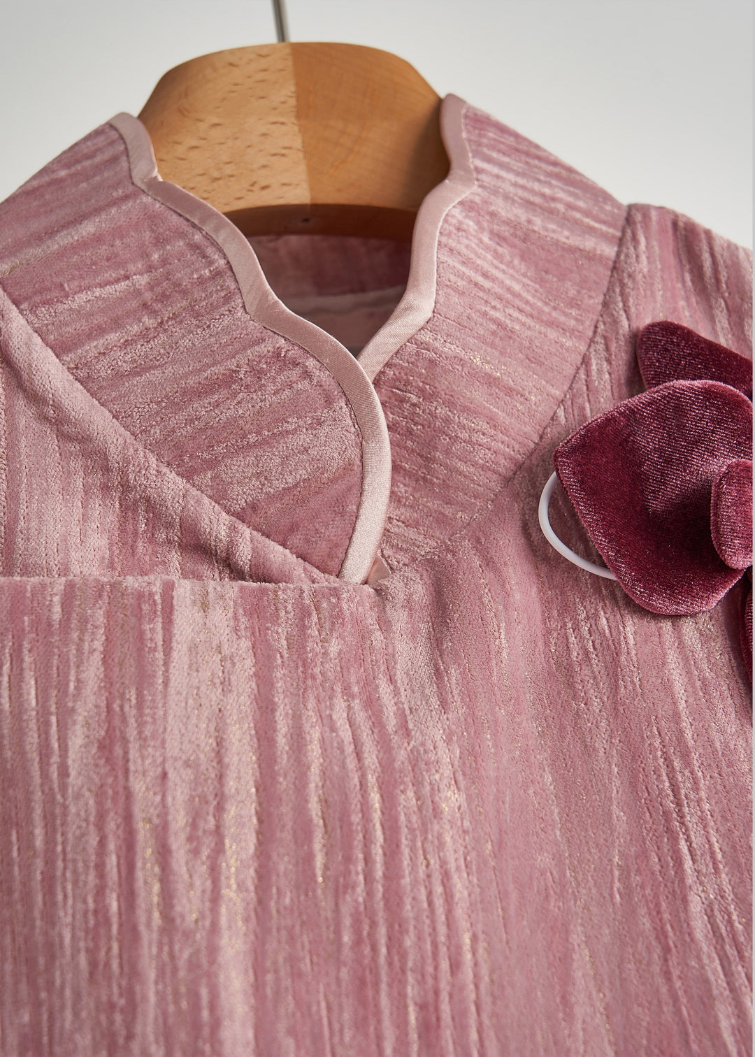 Unique Rose Floral Decorated Silk Velour Vests Fall