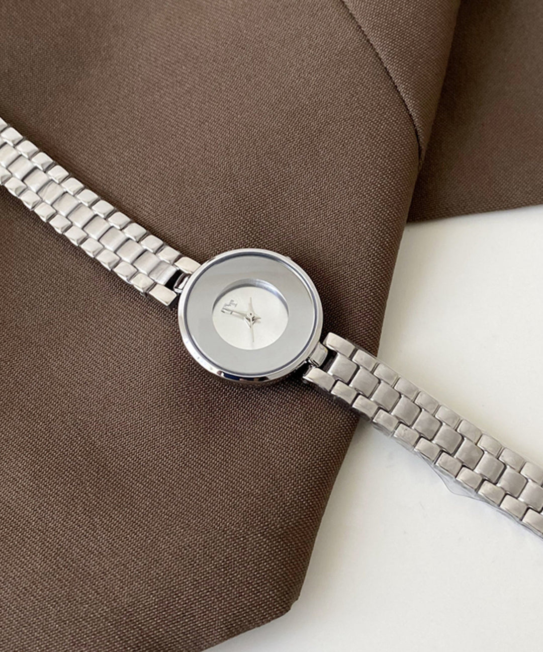 Unique Silk Stainless Steel Chain Hardlex Crystal Watches