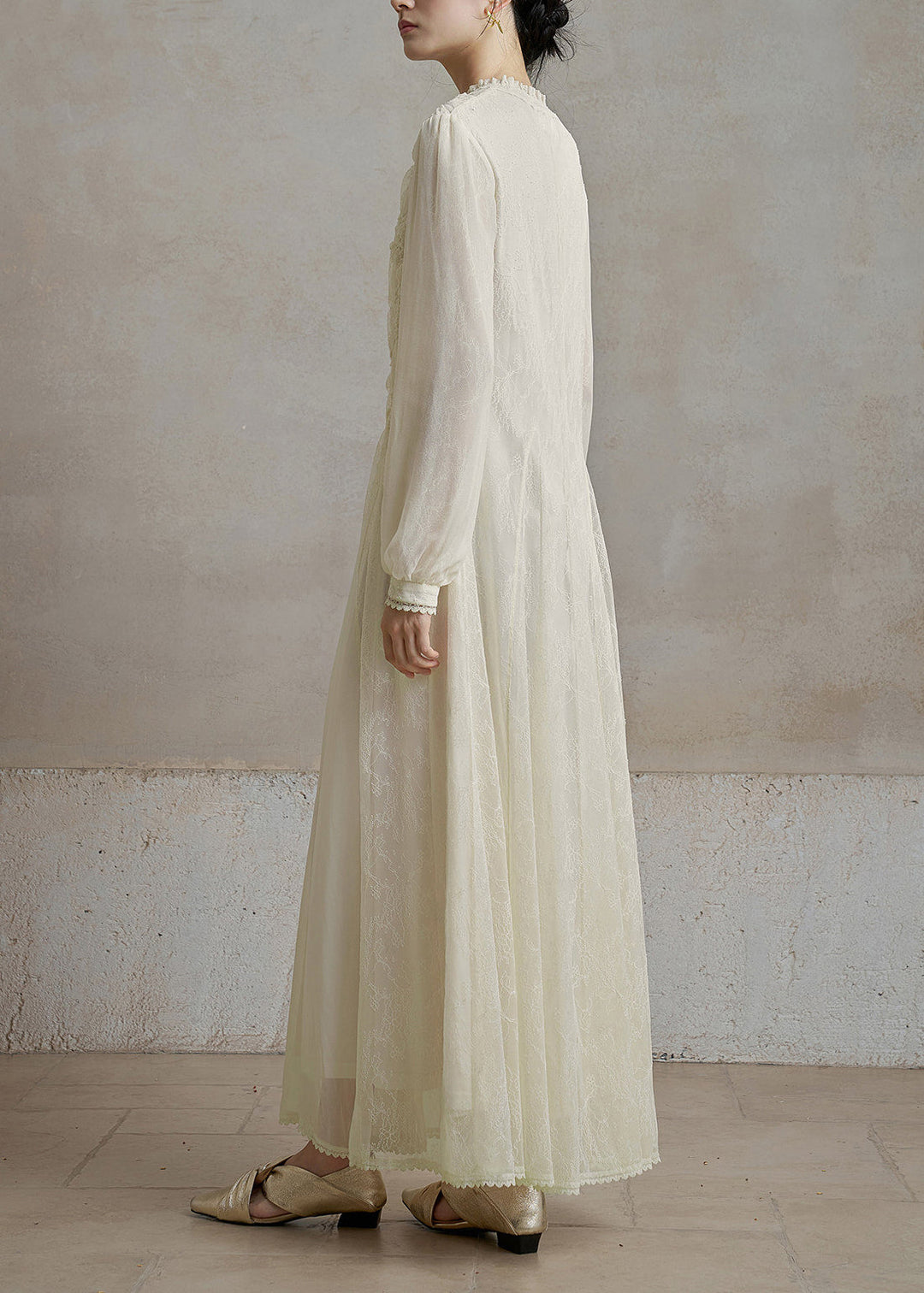 Unique White O-Neck Ruffled Lace Maxi Dresses Fall