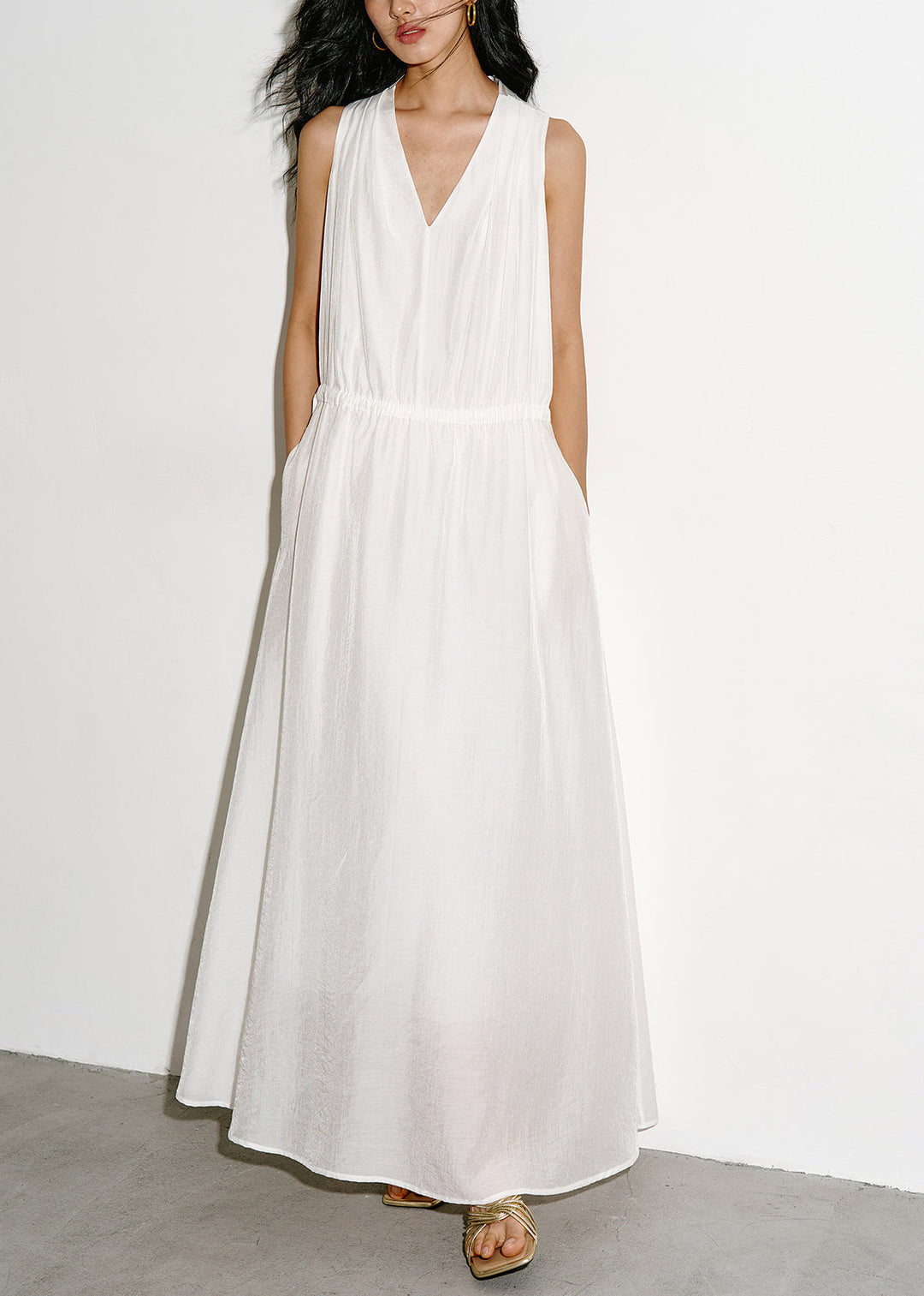 Unique White V Neck Drawstring Maxi Dresses Sleeveless