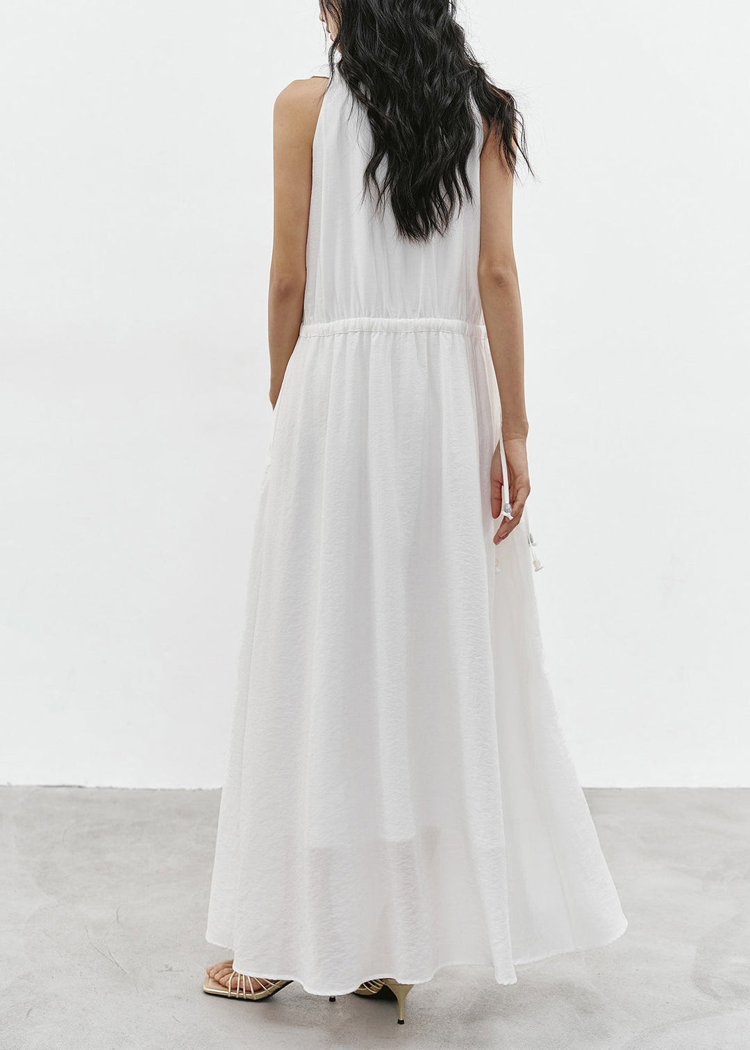 Unique White V Neck Drawstring Maxi Dresses Sleeveless