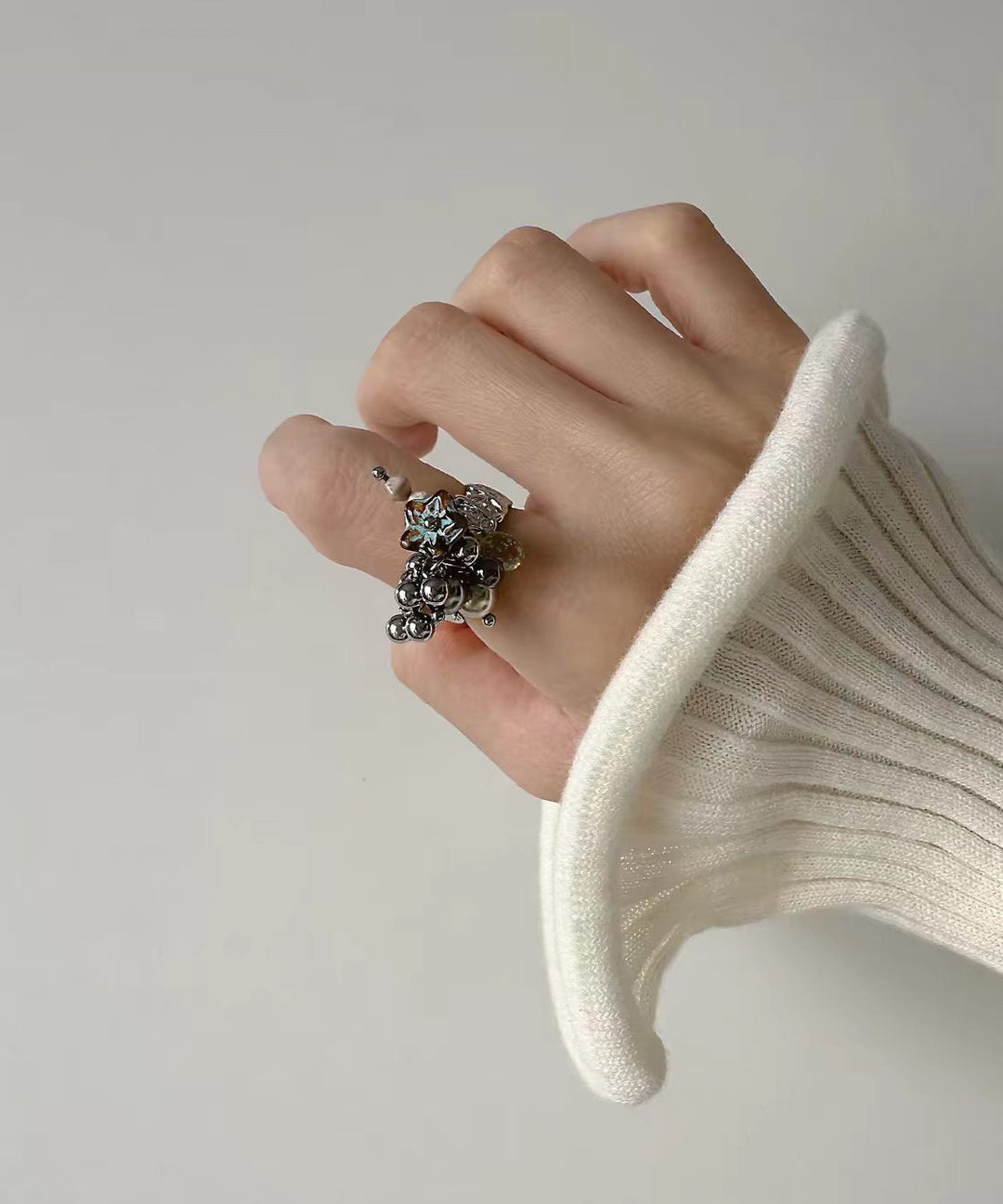 Vintage Alloy Floral Pearl Tassel Open Rings