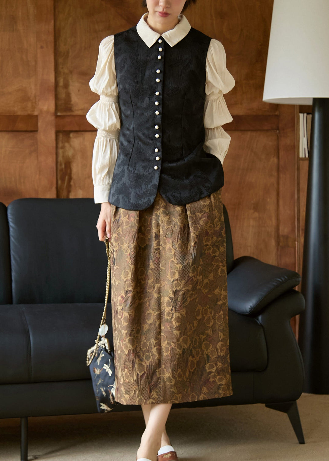 Vintage Black O Neck Jacquard Button Silk Vest Sleeveless