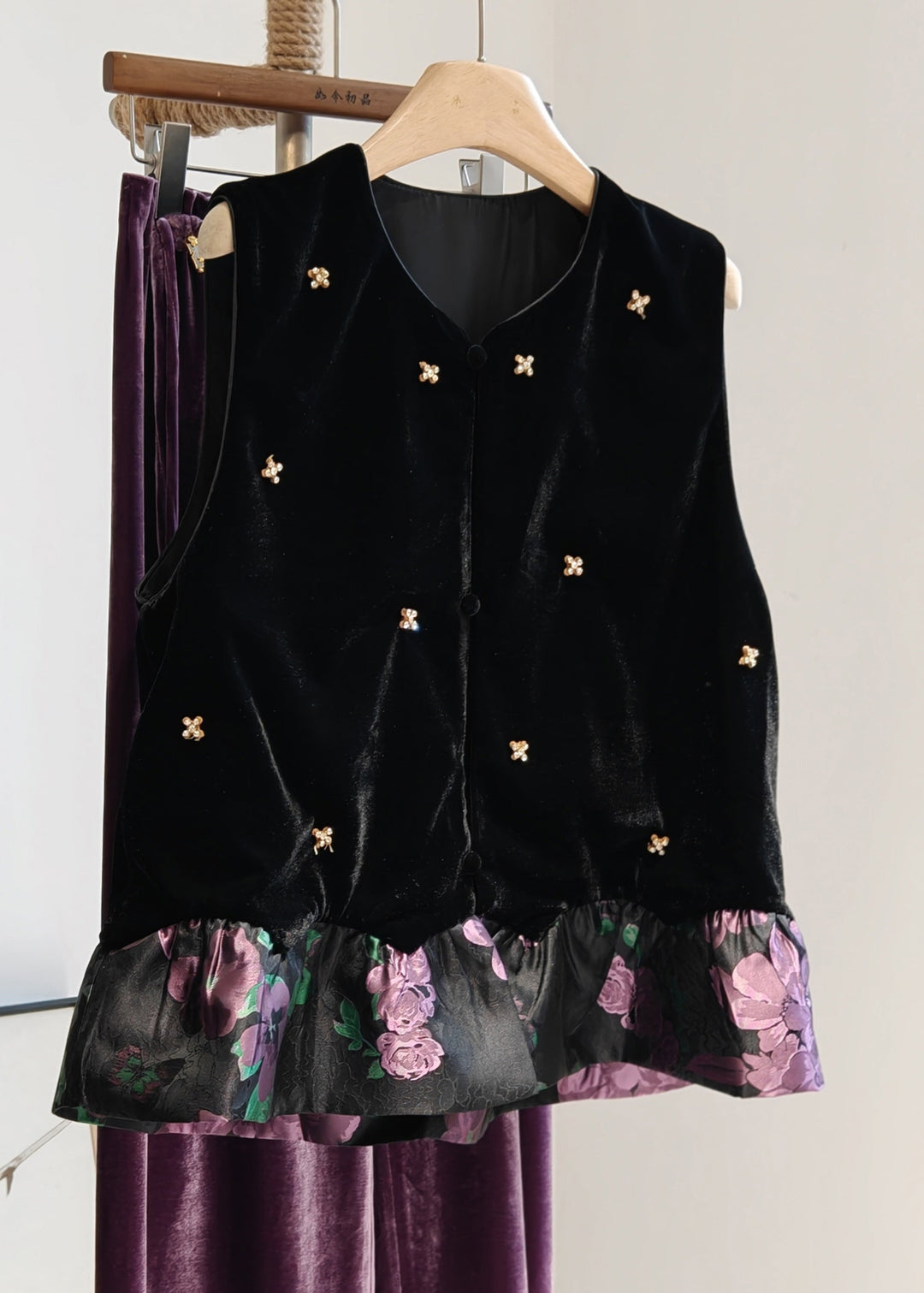 Vintage Black O-Neck Patchwork Silk Velour Waistcoat Sleeveless