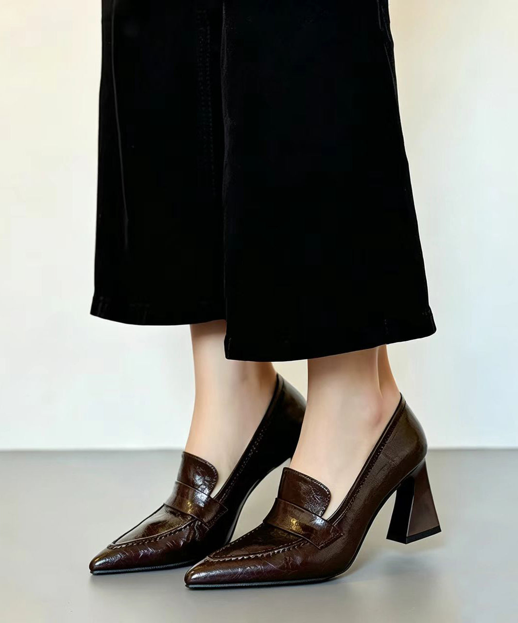 Vintage Brown Cowhide Leather Pointed Toe High Heels