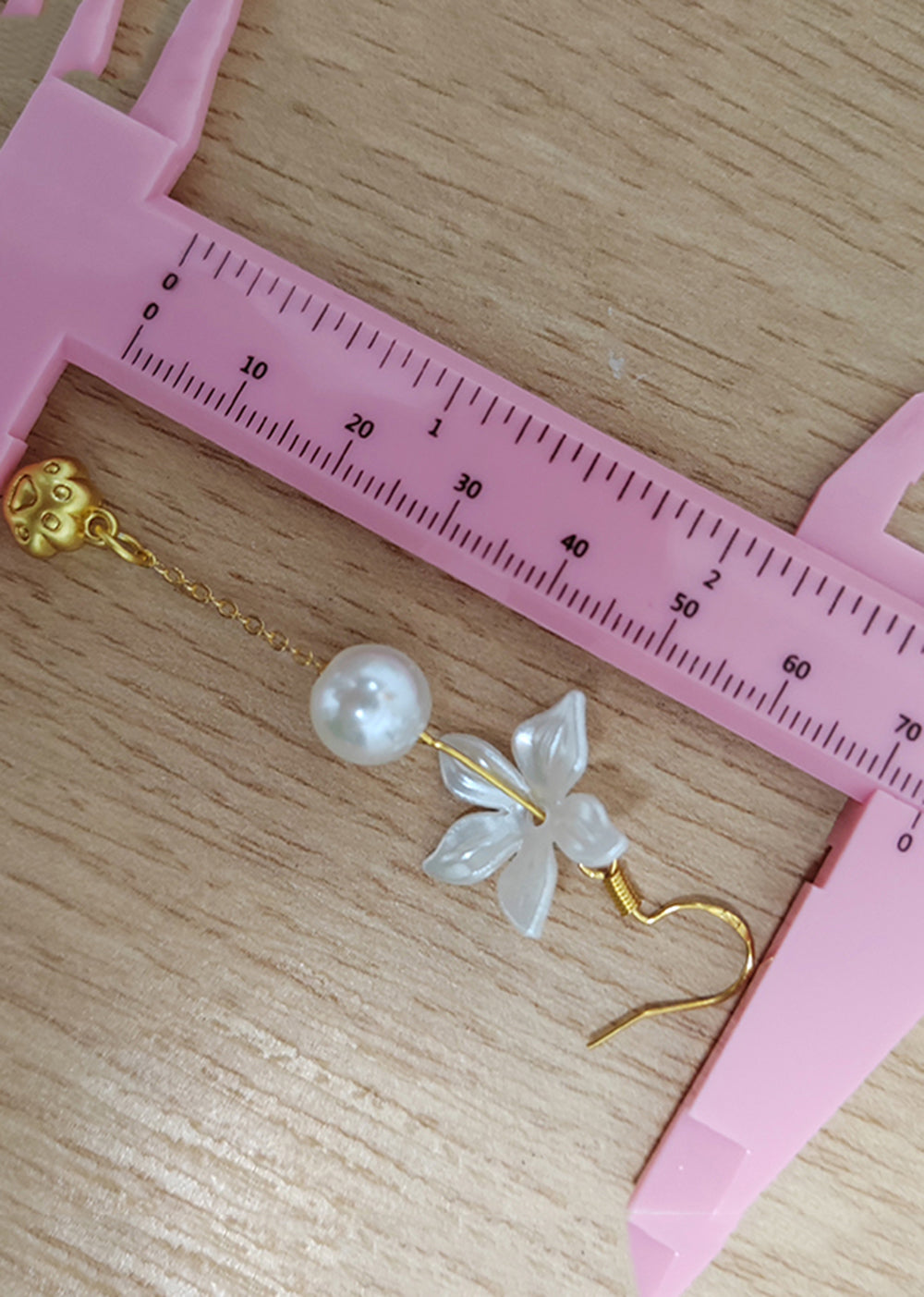 Vintage Cat's Paw 14K Gold Pearl Drop Earrings - Omychic