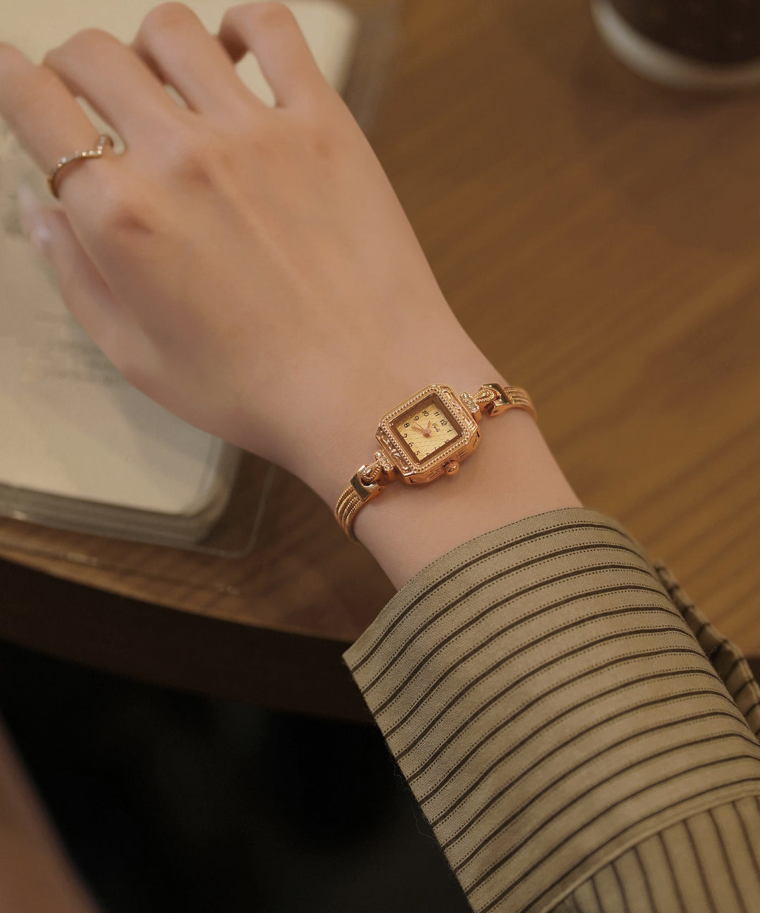 Vintage Coffee Alloy Zircon Tempered Glass Patchwork Chain Watches