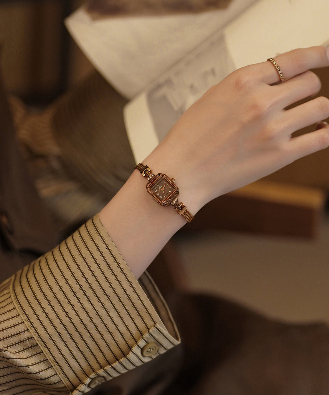 Vintage Coffee Alloy Zircon Tempered Glass Patchwork Chain Watches