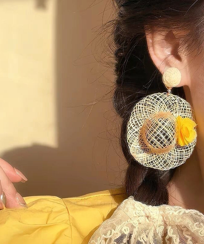 Vogue Beige Weave Straw Hat Floral Drop Earrings
