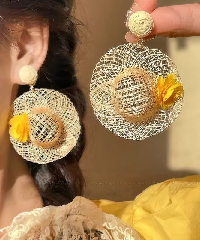 Vogue Beige Weave Straw Hat Floral Drop Earrings