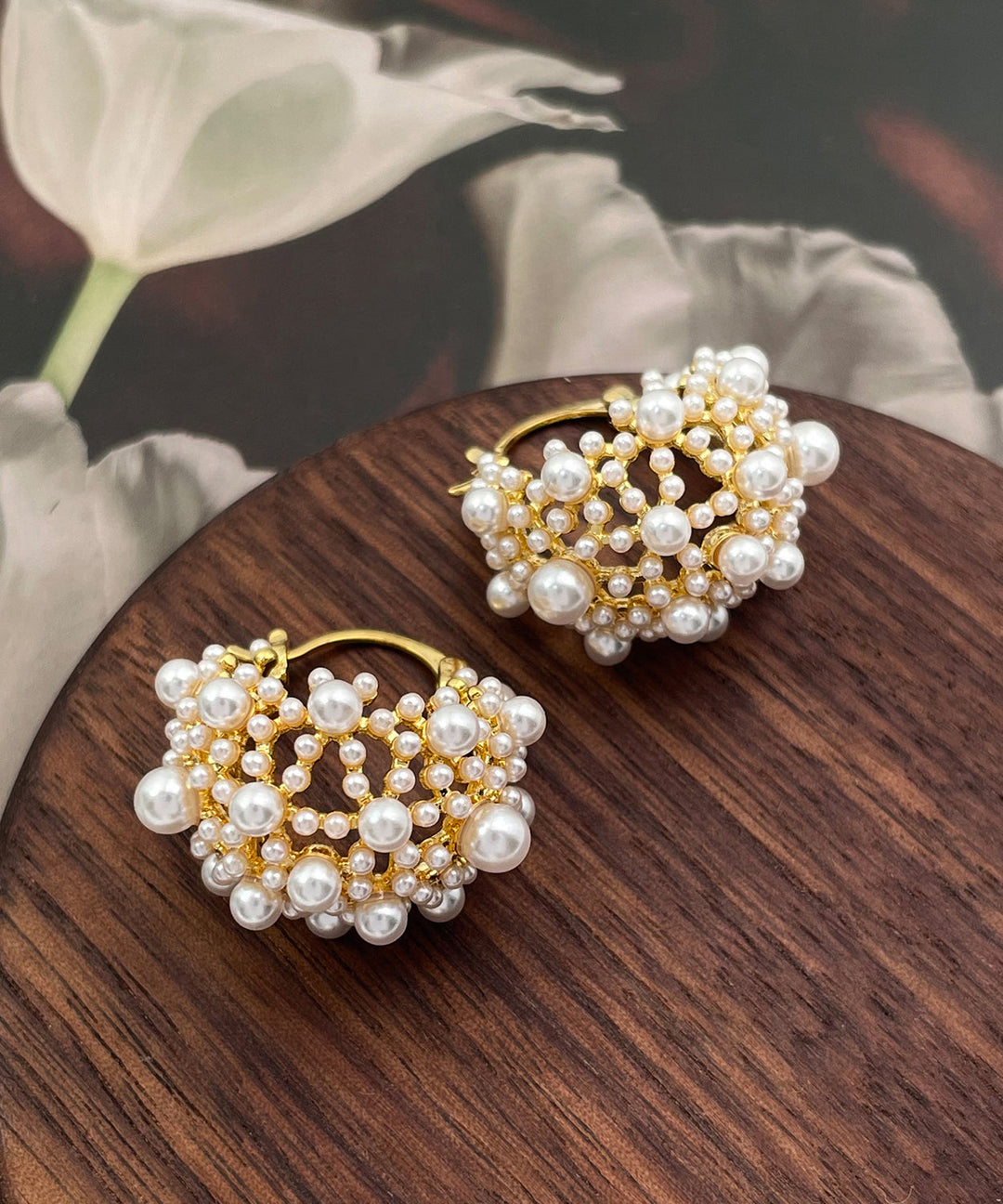 Vogue Colorblock Copper Overgild Pearl Hollow Out Hoop Earrings