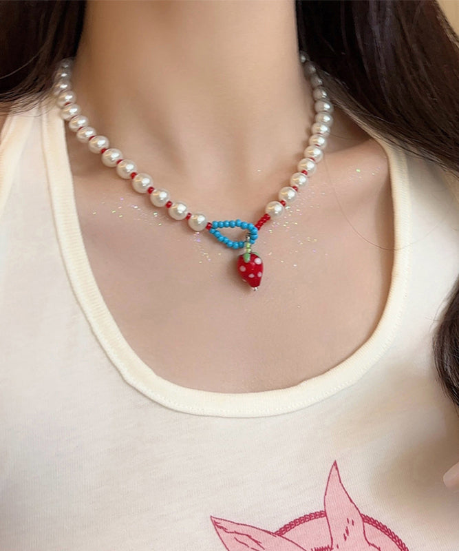 Vogue White Woven Resin Pearl Strawberry Pendant Necklace