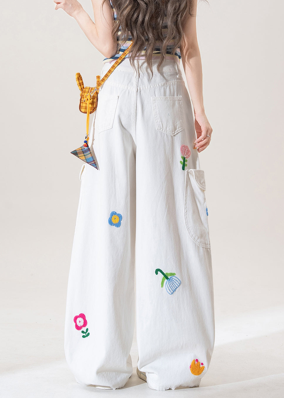 White Button Pockets High Waist Denim Pants Floral