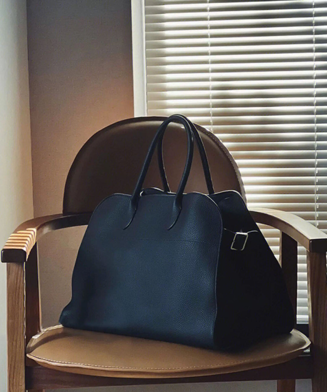Women Black Large Capacity Faux Leather Tote Bag