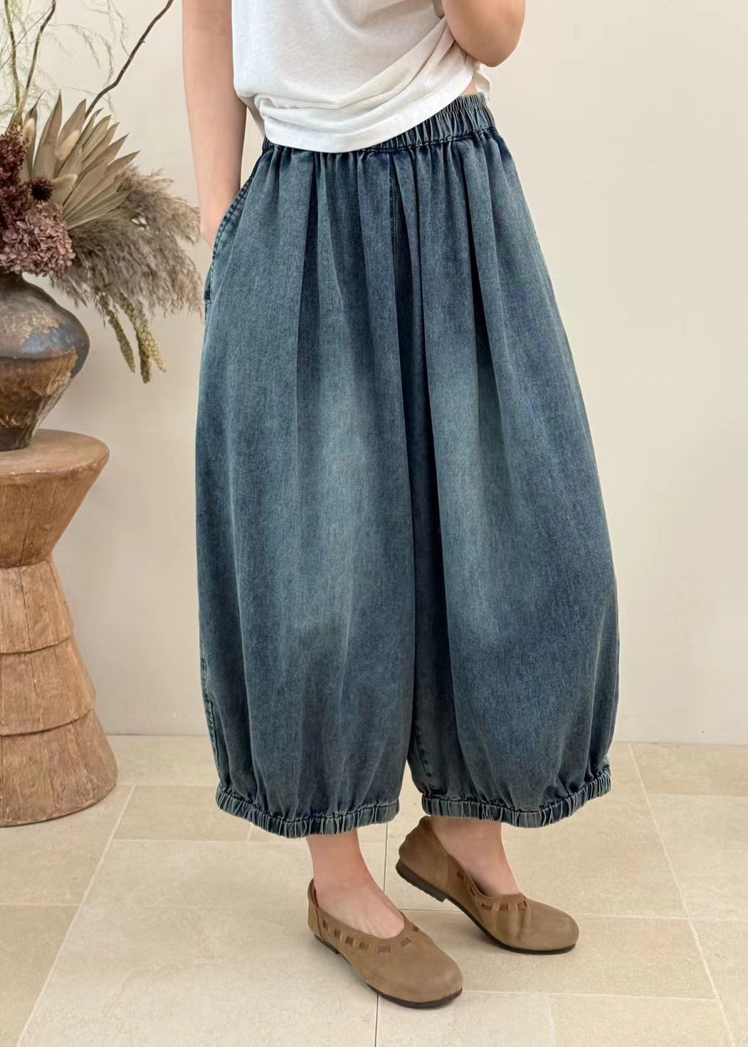 Women Blue Pockets Elastic Waist Denim Crop Pants Fall