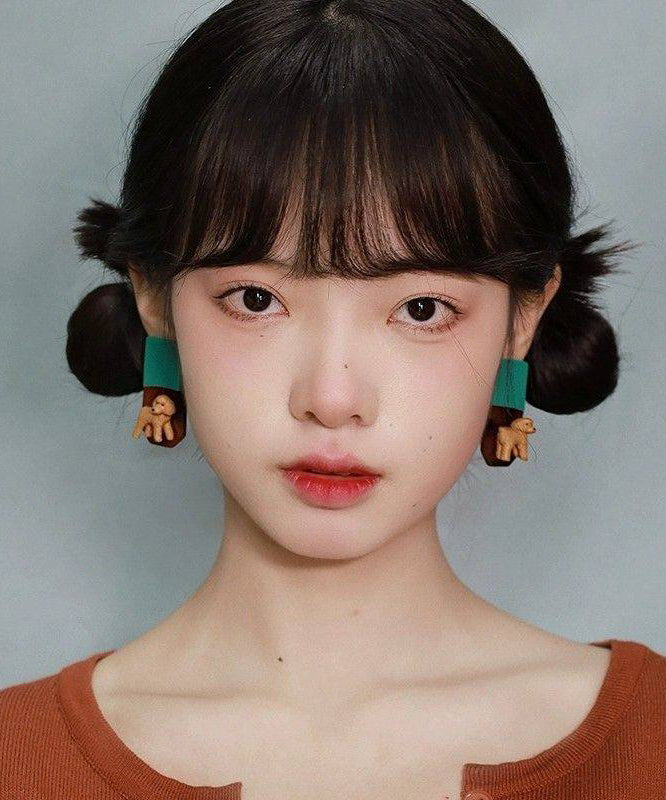 Women Colorblock Acrylic Resin Teddy Dog Stud Earrings